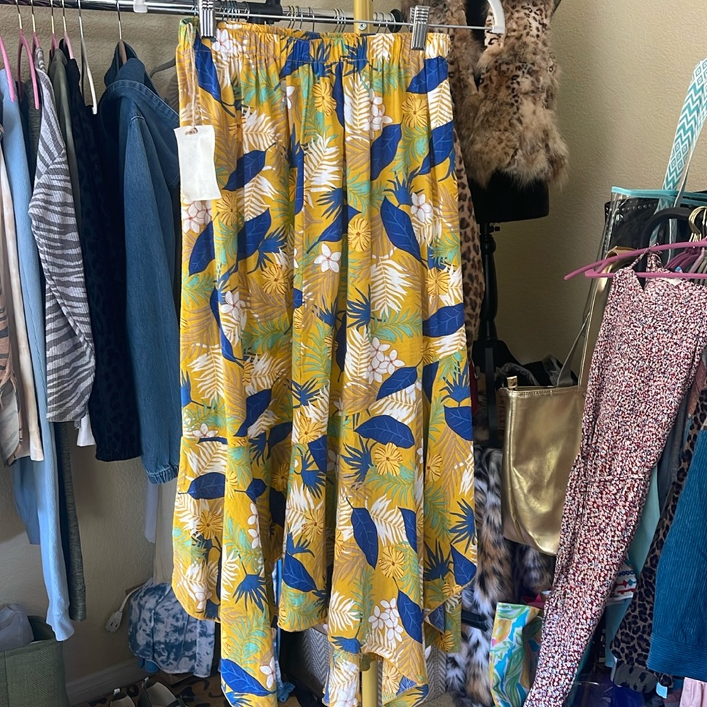 Easel Long floral Skirt